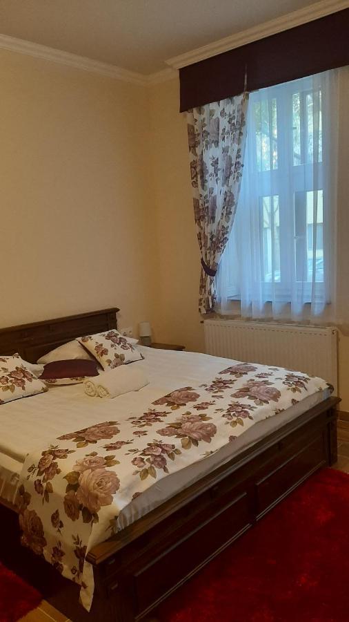 Toscana Apartman Gyula Dış mekan fotoğraf