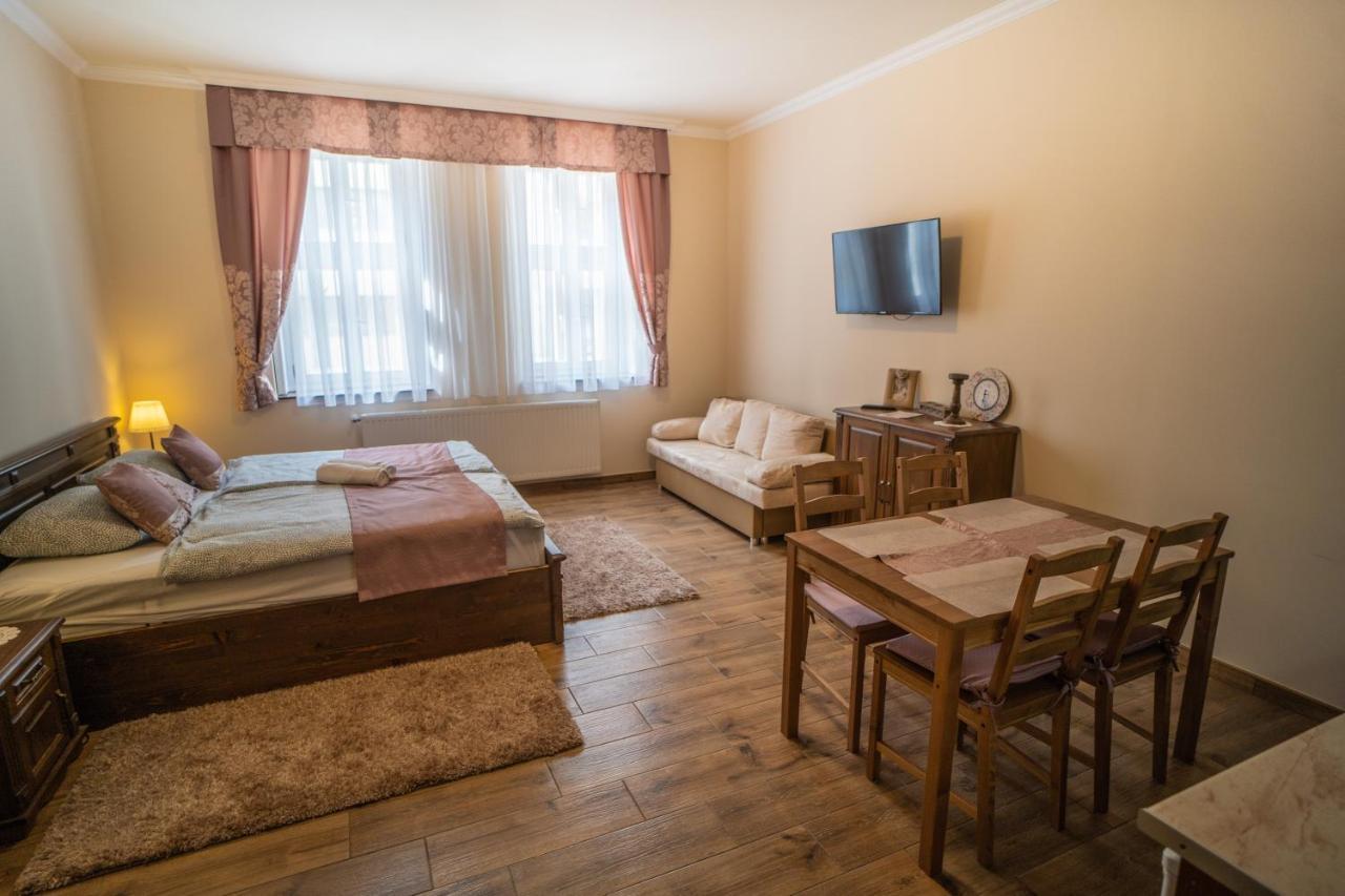 Toscana Apartman Gyula Dış mekan fotoğraf