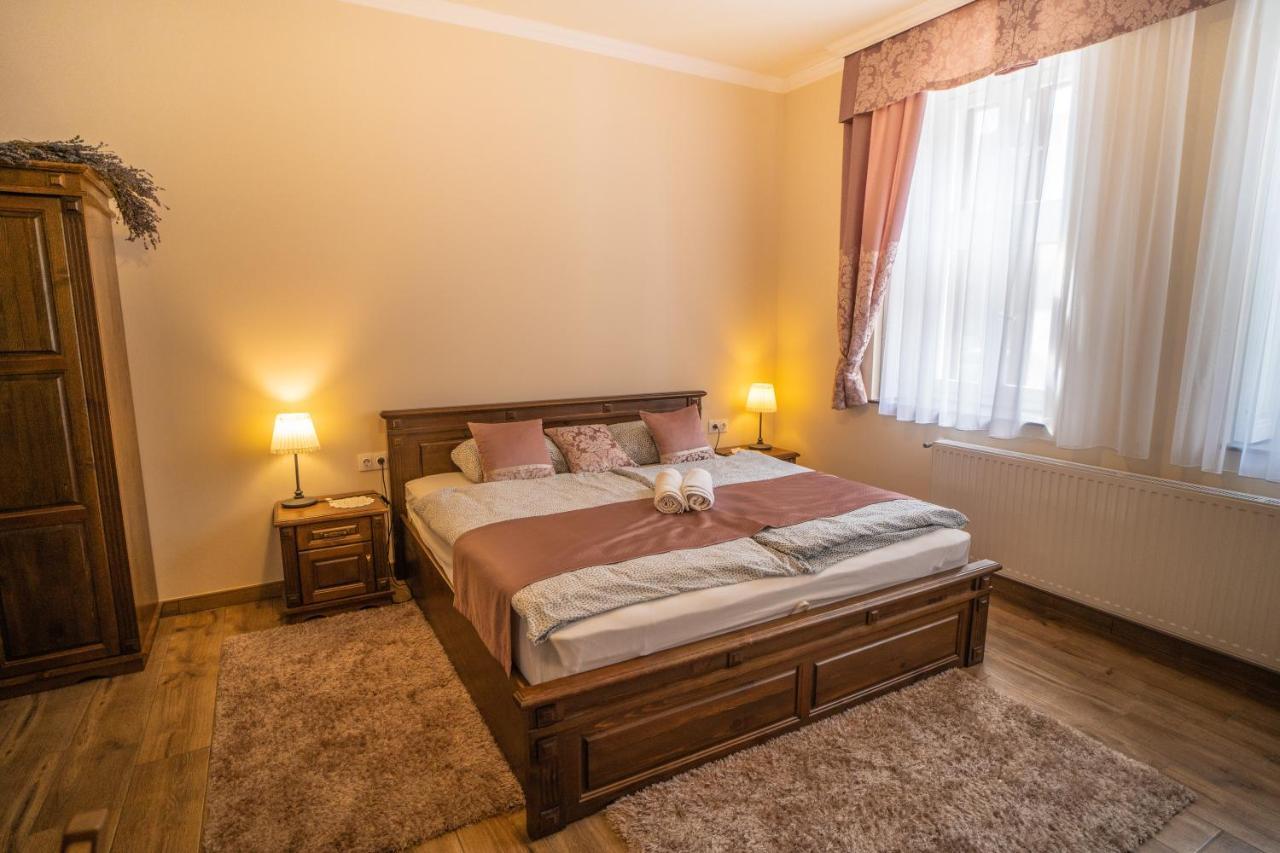 Toscana Apartman Gyula Dış mekan fotoğraf