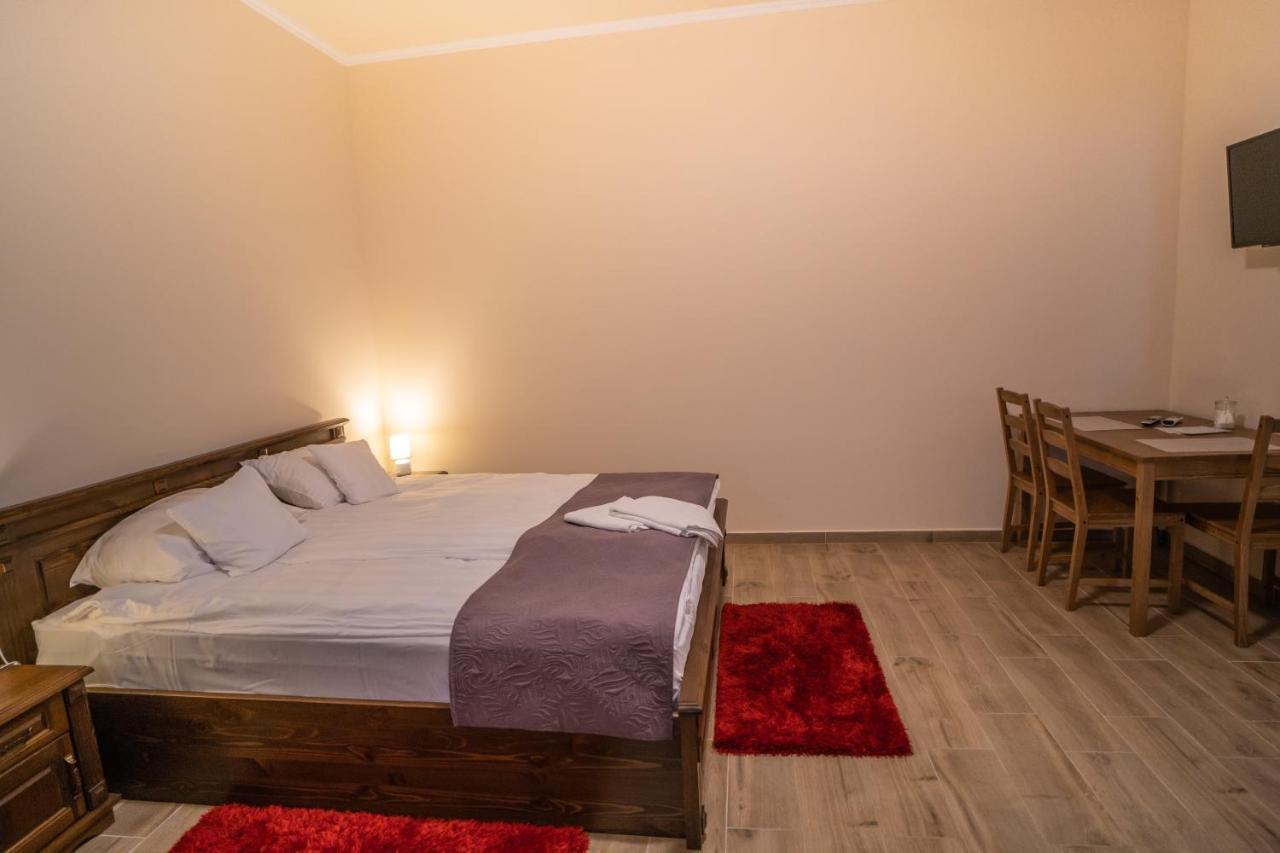 Toscana Apartman Gyula Dış mekan fotoğraf
